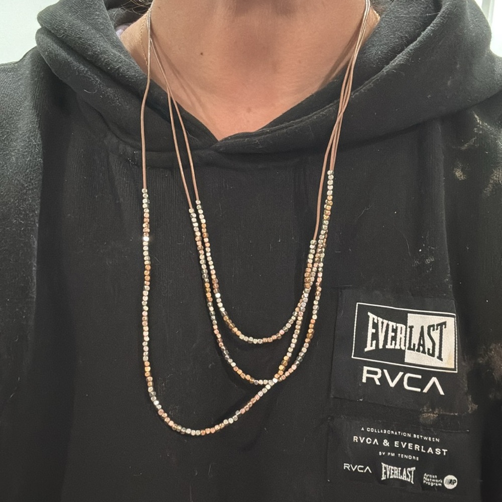 Multi tone necklace - Picture 2 of 4